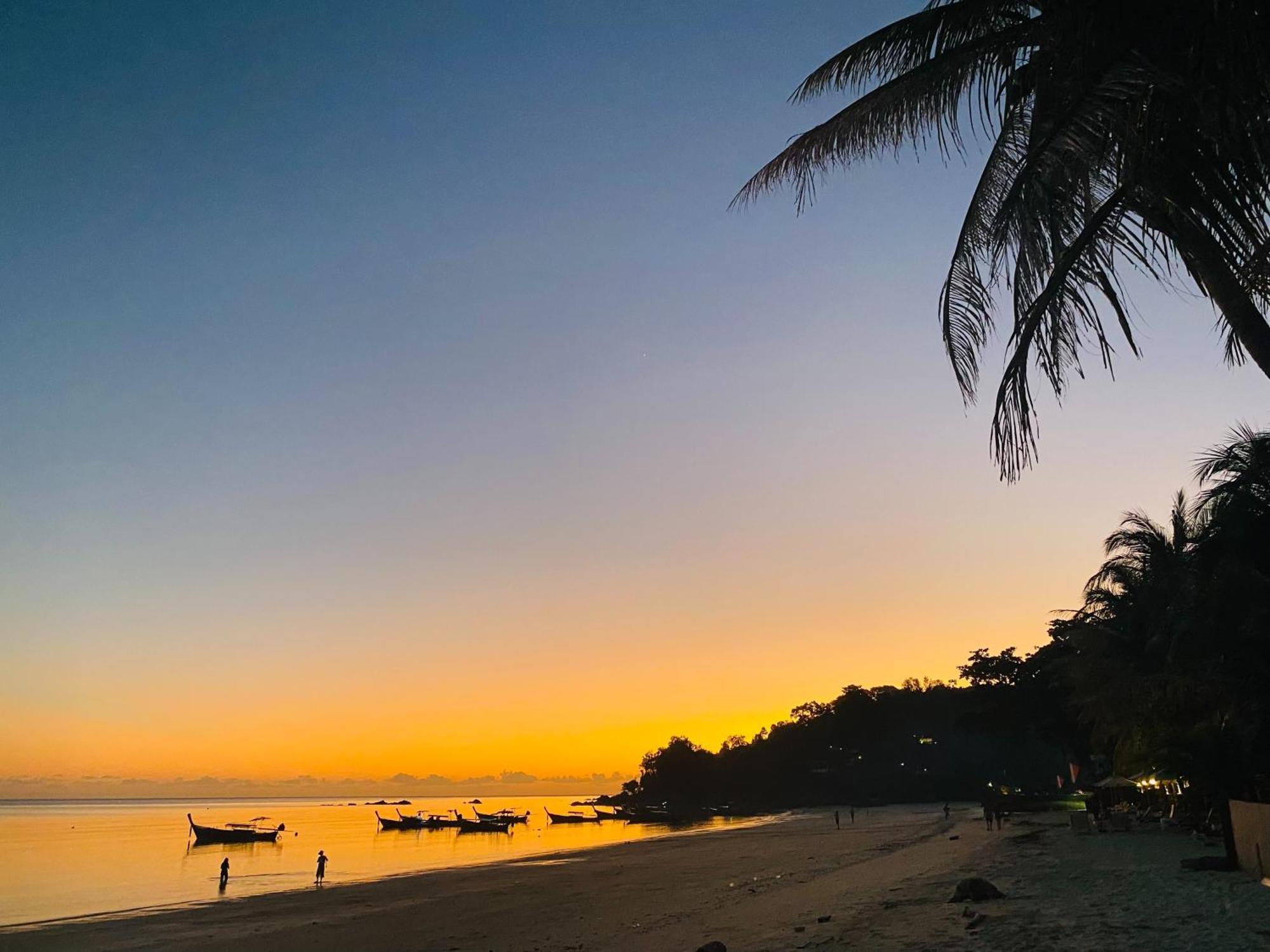 Bella Vista Beach Resort Koh Lipe Bagian luar foto