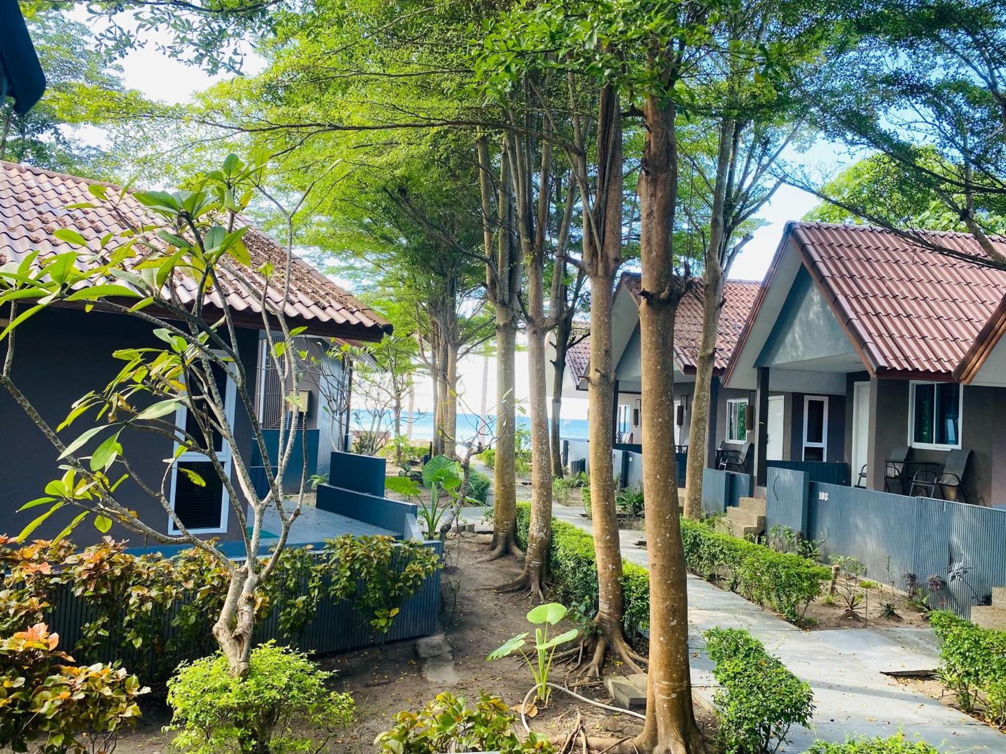 Bella Vista Beach Resort Koh Lipe Bagian luar foto