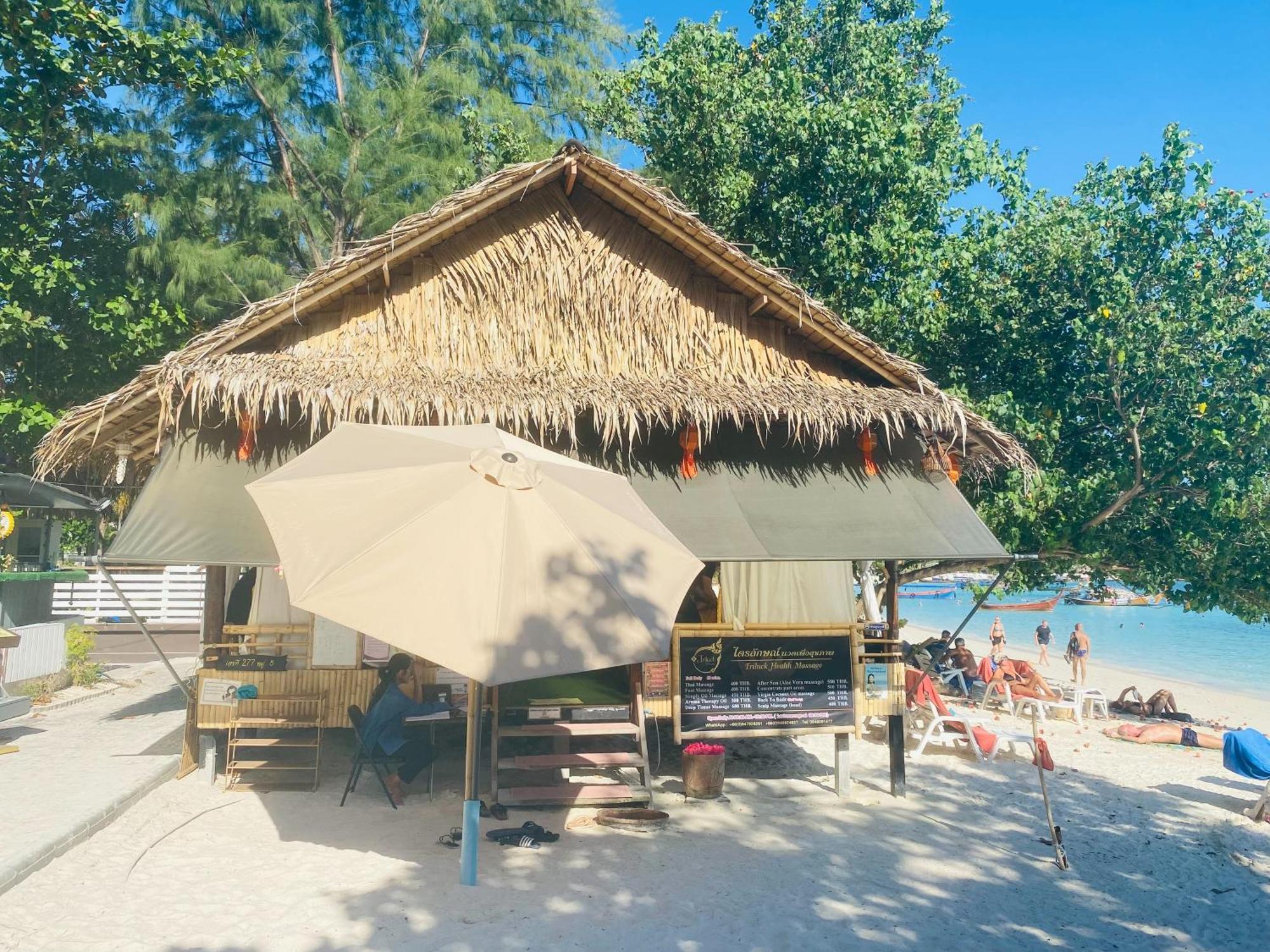 Bella Vista Beach Resort Koh Lipe Bagian luar foto